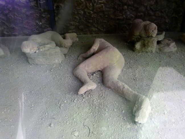 Taşlaşmış İnsanların Şehri Pompei